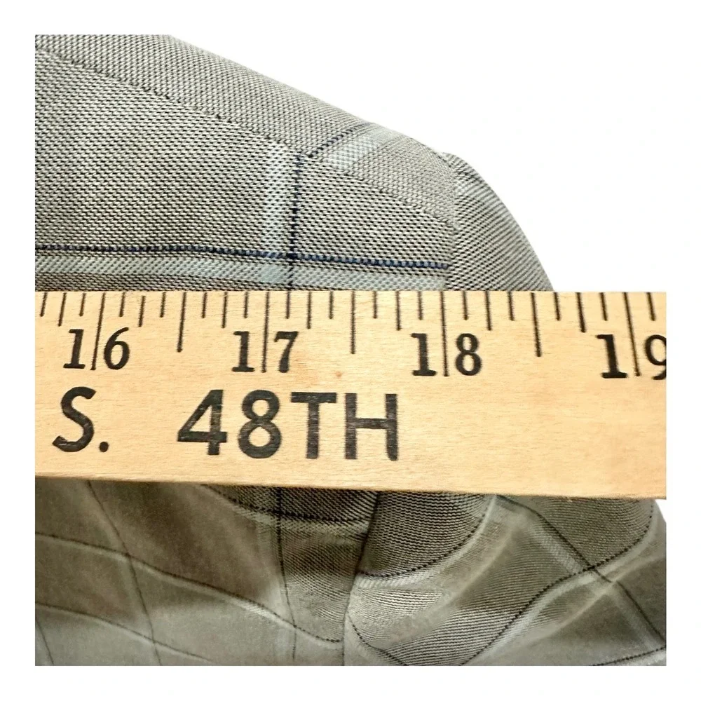 Kilburne + Finch Gray Windowpane Sport Coat Blazer 38R Tailored Fit